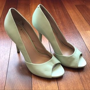 BCBG Mint Green/Blue Heels- Size 10